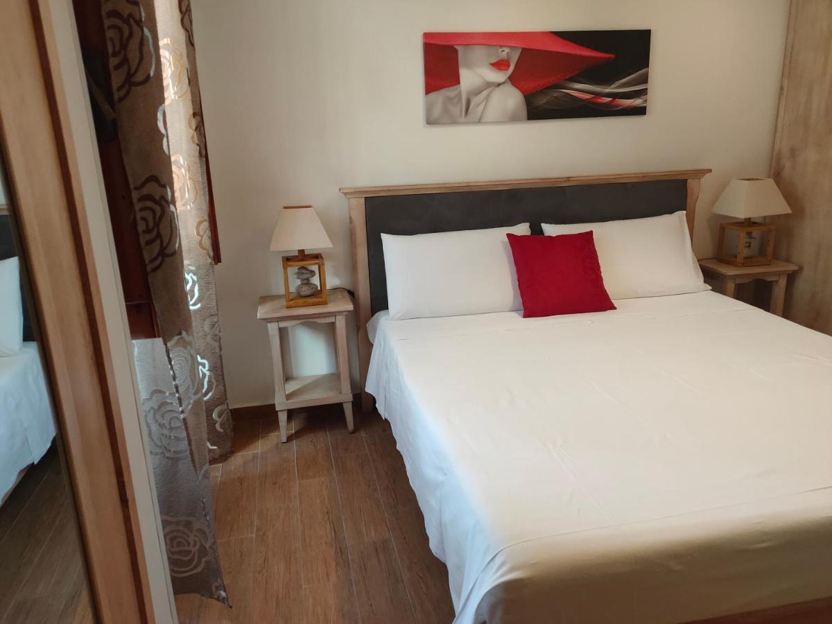 Family House Bed and Breakfast Lecce Esterno foto