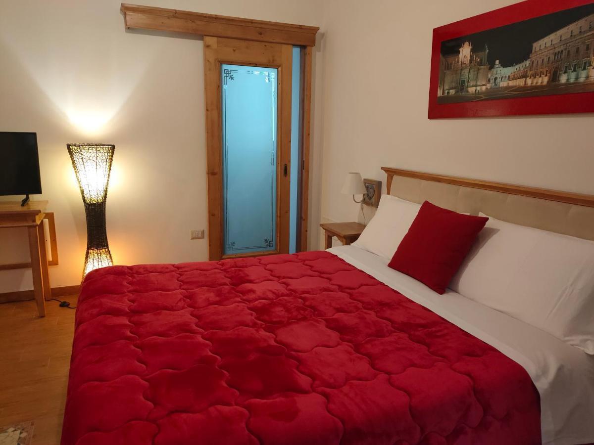 Family House Bed and Breakfast Lecce Esterno foto